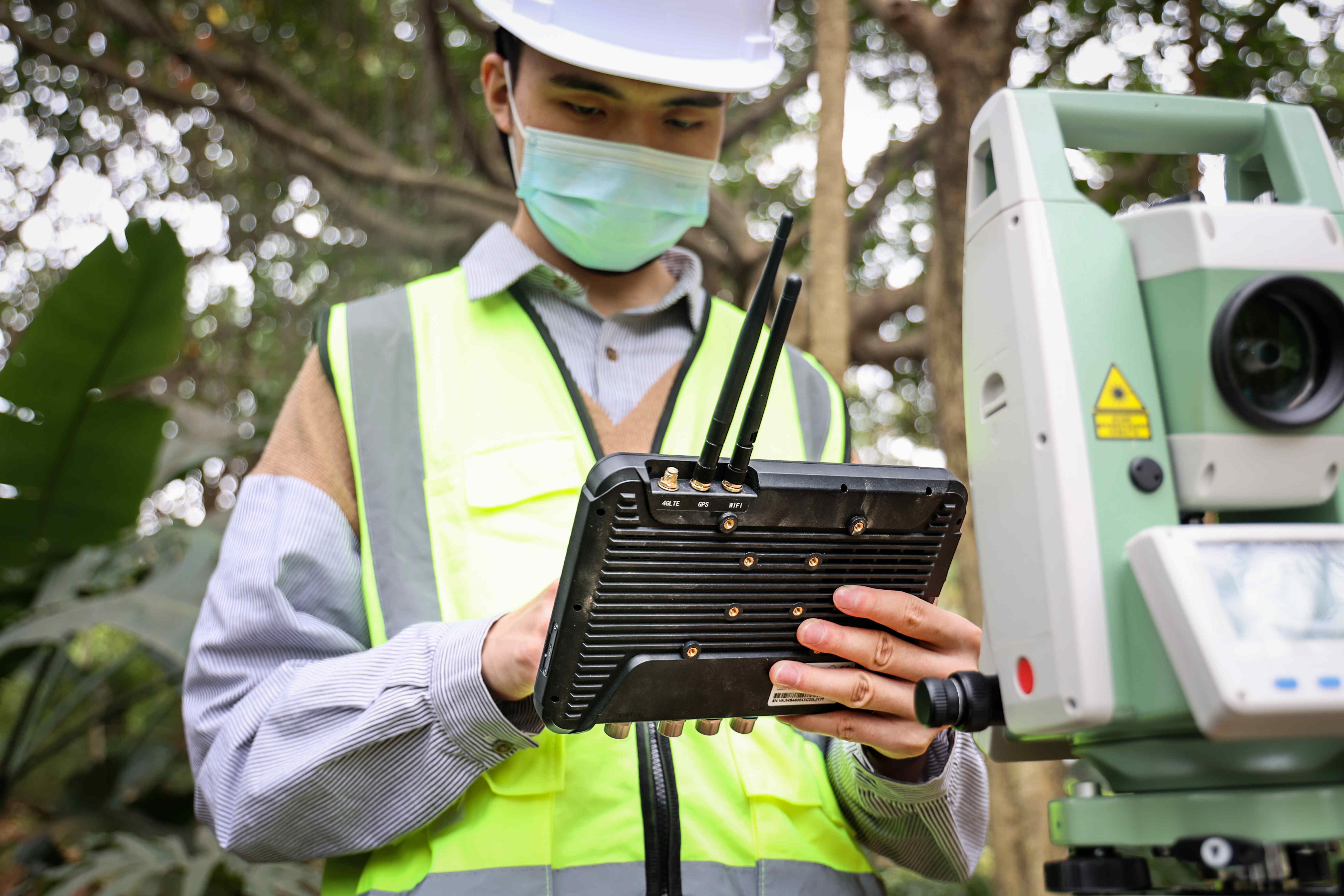 Beyond Durability: How Emdoor Rugged Tablets Solve Critical Warehouse Logistics Pain Points Beyond Durability: How Emdoor Rugged Tablets Solve Critical Warehouse Logistics Pain Points
