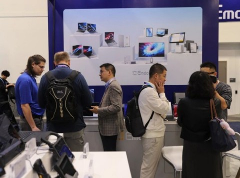 2. Emdoor Info: Rugged AI Empowering Industry 4.0 2. Emdoor Info: Rugged AI Empowering Industry 4.0