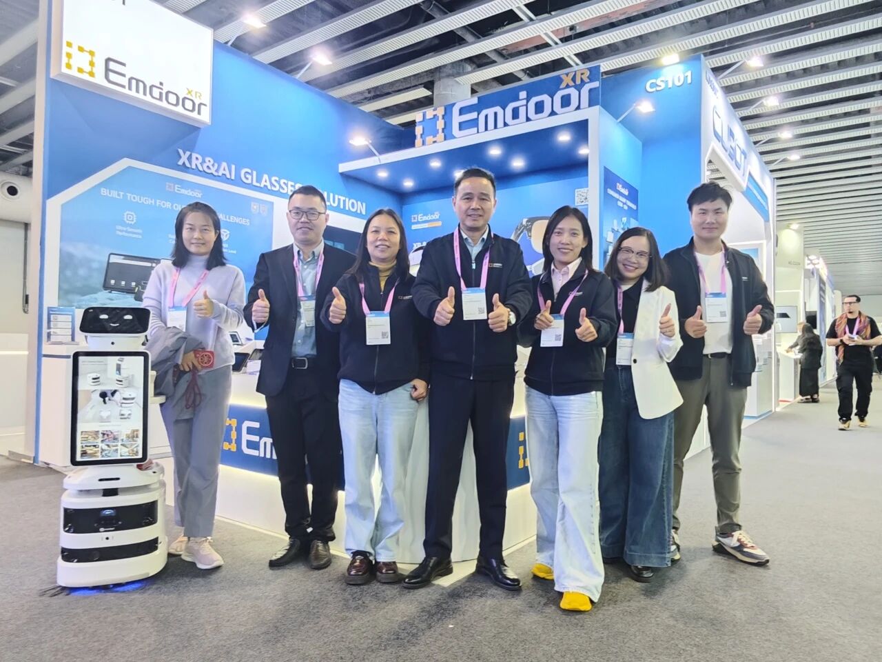 Intelligent Ecosystem Display Co-Building the Intelligent Ecosystem at Emdoor Booth